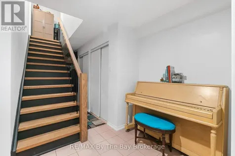 15 Deanna Drive Wasaga Beach ON L9Z 1J5