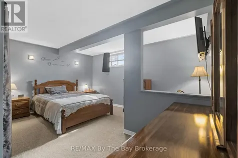 15 Deanna Drive Wasaga Beach ON L9Z 1J5