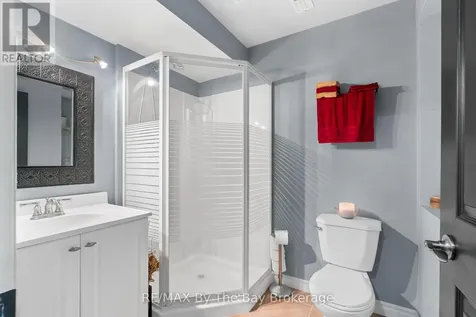 15 Deanna Drive Wasaga Beach ON L9Z 1J5