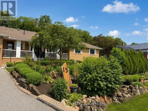 15 Deanna Drive Wasaga Beach ON L9Z 1J5
