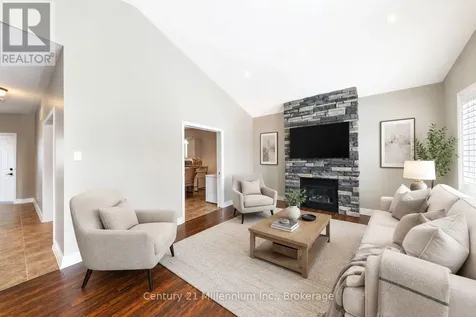 9 Hill Street Collingwood ON L9Y 0A7