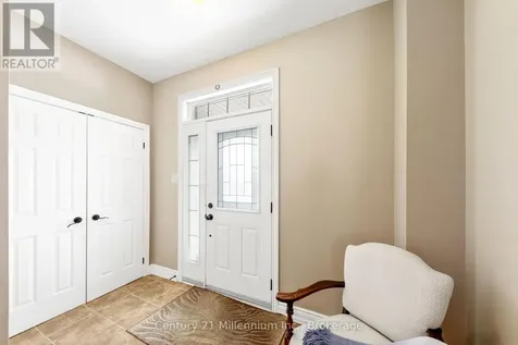 9 Hill Street Collingwood ON L9Y 0A7