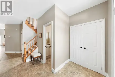 9 Hill Street Collingwood ON L9Y 0A7
