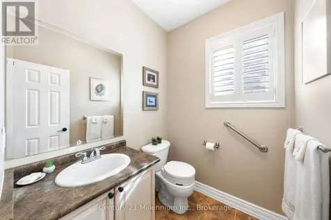 9 Hill Street Collingwood ON L9Y 0A7