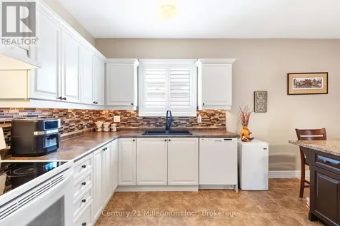 9 Hill Street Collingwood ON L9Y 0A7