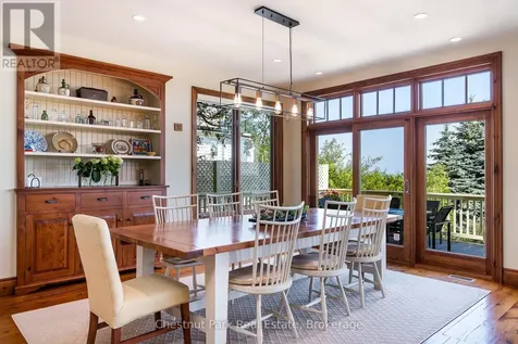 176 Bartlett Boulevard Collingwood ON L9Y 5C9