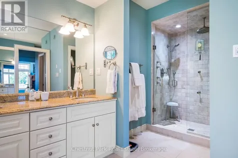 176 Bartlett Boulevard Collingwood ON L9Y 5C9
