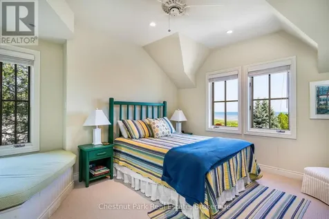 176 Bartlett Boulevard Collingwood ON L9Y 5C9