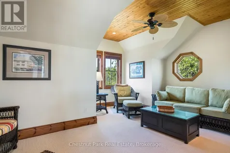 176 Bartlett Boulevard Collingwood ON L9Y 5C9