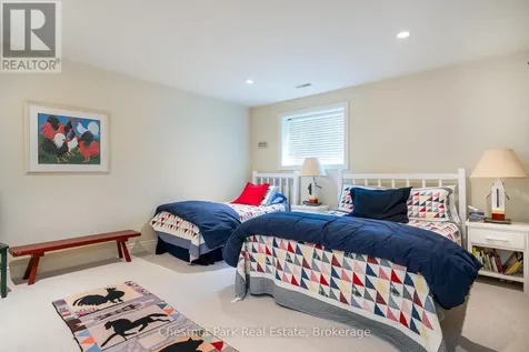 176 Bartlett Boulevard Collingwood ON L9Y 5C9