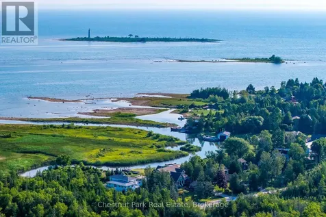 176 Bartlett Boulevard Collingwood ON L9Y 5C9