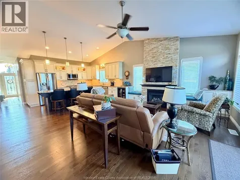 1340 Aspenshore Avenue Windsor ON N8P 1Y4