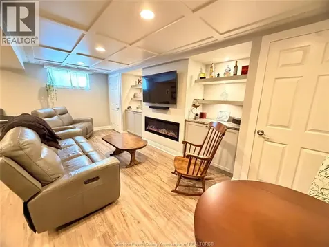 1340 Aspenshore Avenue Windsor ON N8P 1Y4