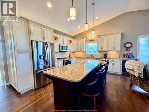 1340 Aspenshore Avenue Windsor ON N8P 1Y4