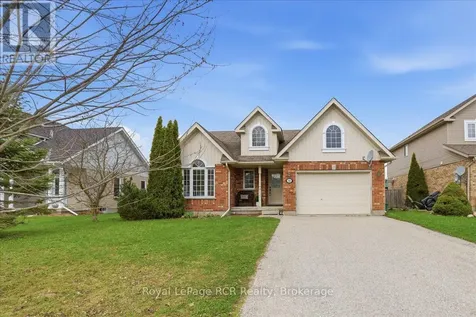 14 Parkside Street Mapleton ON N0G 1B0