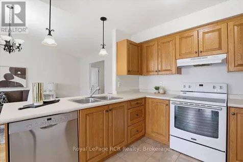 14 Parkside Street Mapleton ON N0G 1B0