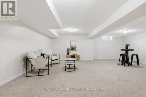 14 Parkside Street Mapleton ON N0G 1B0