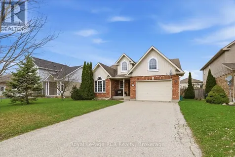 14 Parkside Street Mapleton ON N0G 1B0