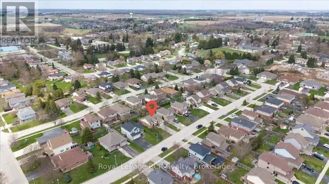 14 Parkside Street Mapleton ON N0G 1B0