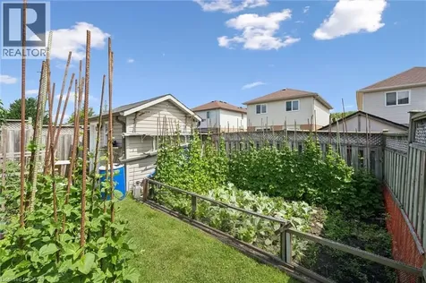 86 Bridlewreath Street Kitchener ON N2E 3V6