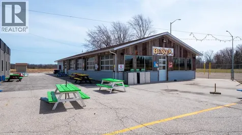 689 Texas Road Amherstburg ON N9V 3R3