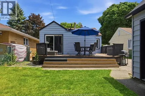 1569 Central Avenue Windsor ON N8Y 2V7