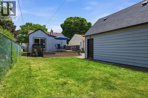 1569 Central Avenue Windsor ON N8Y 2V7