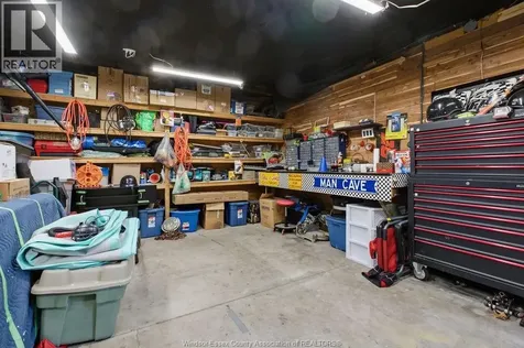 1569 Central Avenue Windsor ON N8Y 2V7