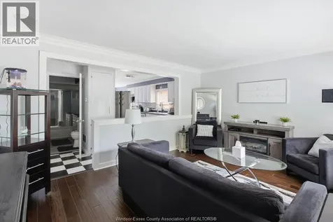 1569 Central Avenue Windsor ON N8Y 2V7
