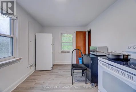 128 Pollock Avenue Cambridge ON N1R 2C3