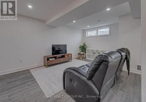 128 Pollock Avenue Cambridge ON N1R 2C3