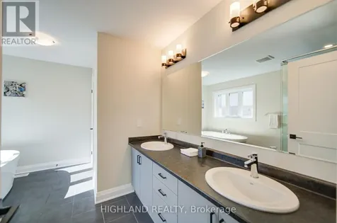 565 Balsam Poplar Street Waterloo ON N2V 0H8