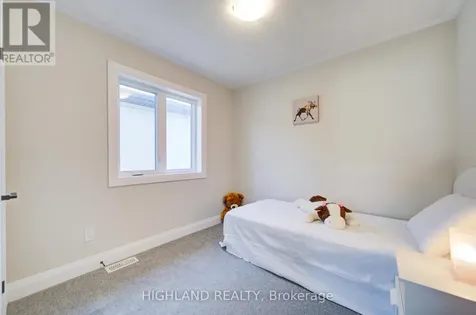 565 Balsam Poplar Street Waterloo ON N2V 0H8