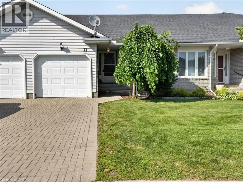 11 Garden Drive Smithville ON L0R 2A0