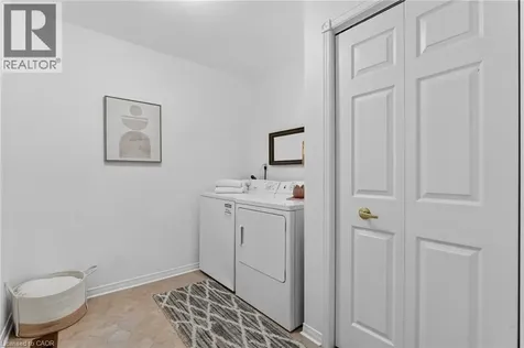 11 Garden Drive Smithville ON L0R 2A0
