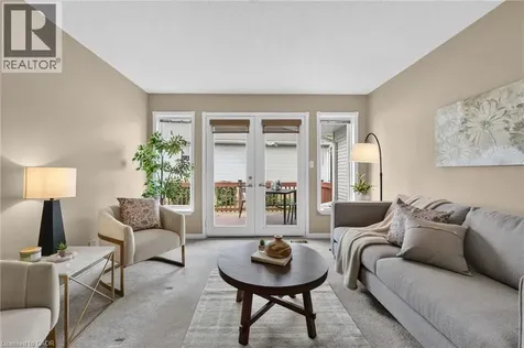 11 Garden Drive Smithville ON L0R 2A0