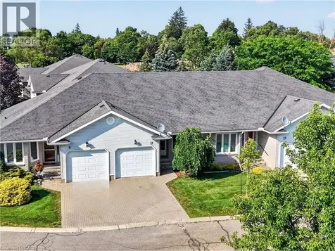 11 Garden Drive Smithville ON L0R 2A0