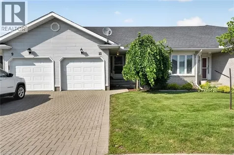 11 Garden Drive Smithville ON L0R 2A0