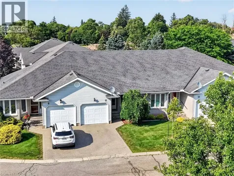 11 Garden Drive Smithville ON L0R 2A0