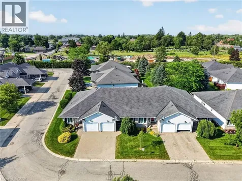 11 Garden Drive Smithville ON L0R 2A0