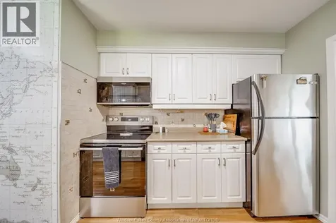10 Phyllis Avenue Chatham ON N7M 3B9
