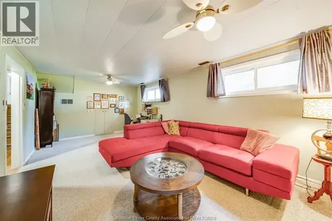 10 Phyllis Avenue Chatham ON N7M 3B9