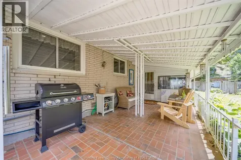10 Phyllis Avenue Chatham ON N7M 3B9