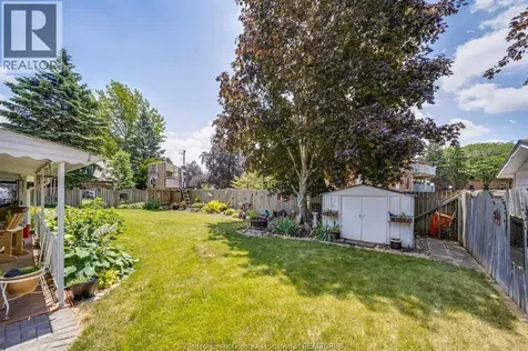 10 Phyllis Avenue Chatham ON N7M 3B9