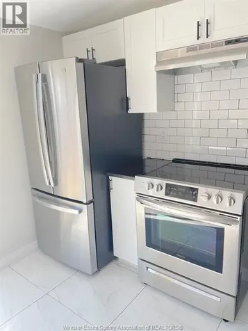 1677 Victoria Avenue Windsor ON N8X 1P6