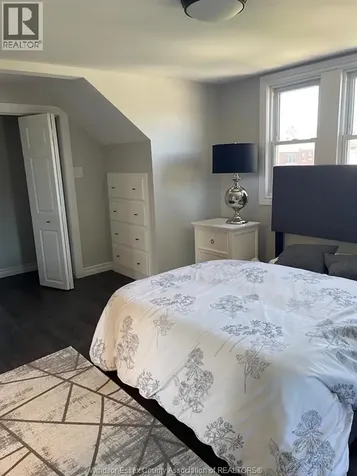 1677 Victoria Avenue Windsor ON N8X 1P6
