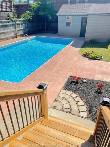 1677 Victoria Avenue Windsor ON N8X 1P6