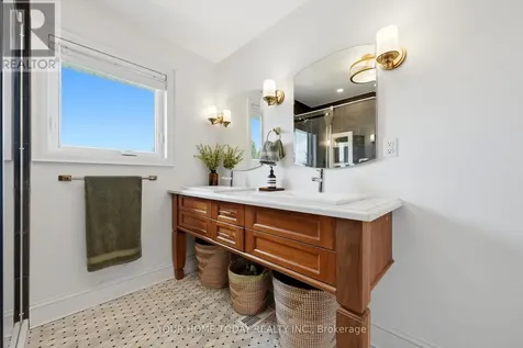 4925 Trafalgar Road Erin ON N0B 1H0
