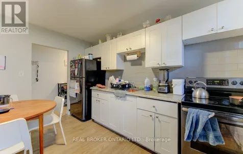 109 Eton Drive Kitchener ON N2B 1N1