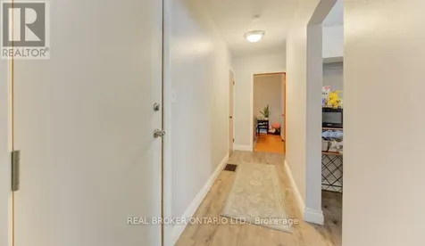 109 Eton Drive Kitchener ON N2B 1N1